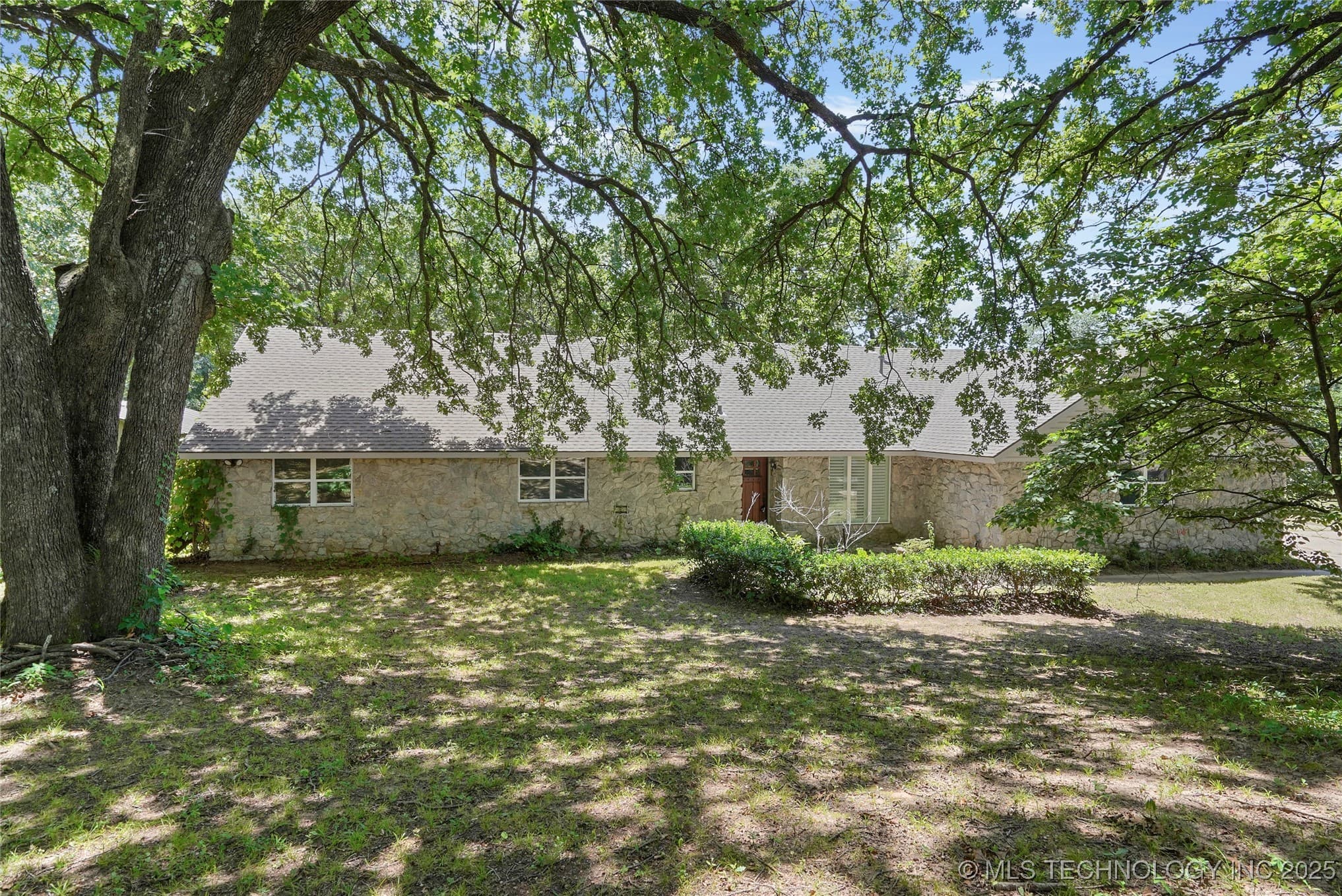 3740 E 104th Street, photo 1 of 44