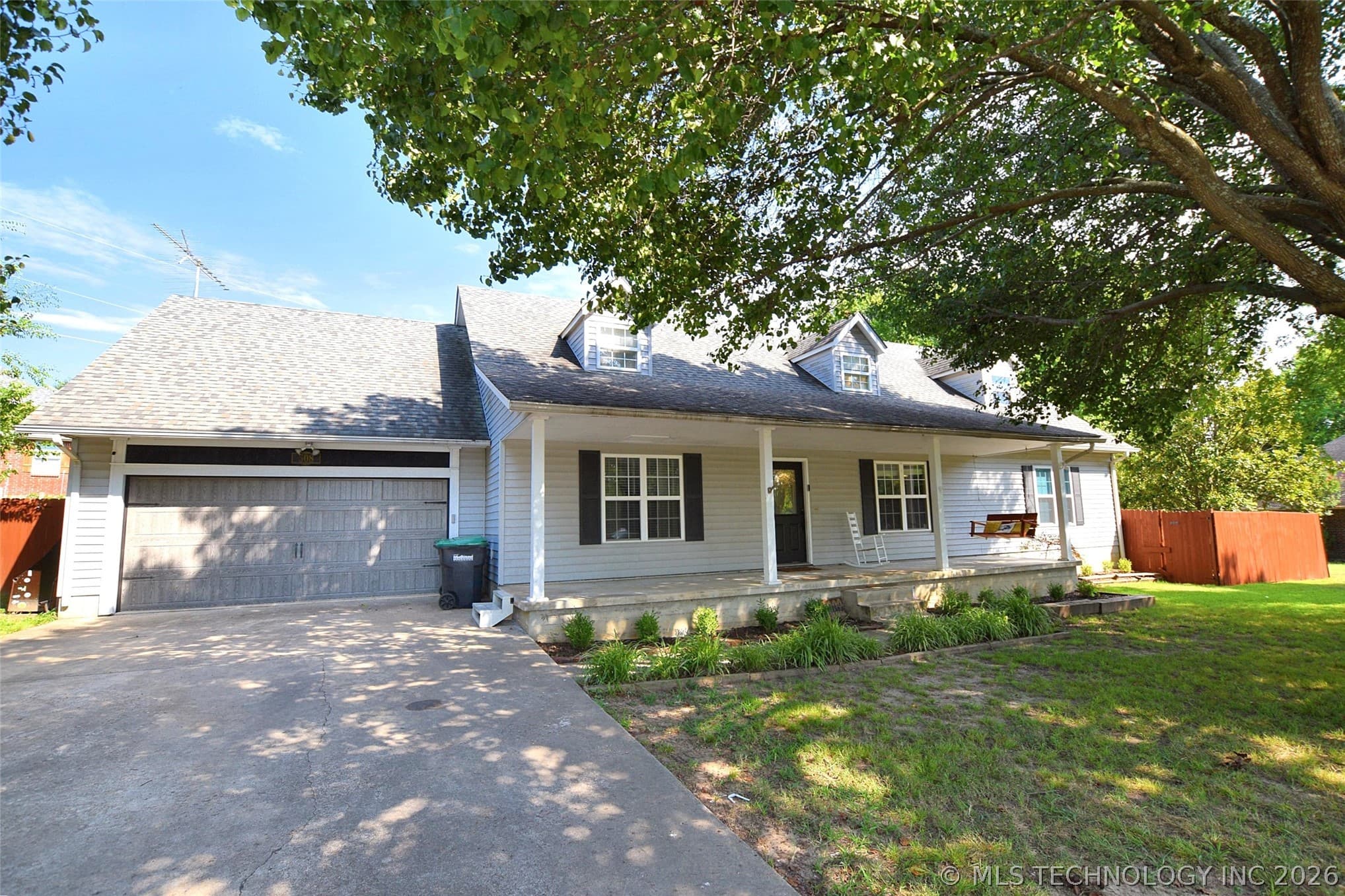 508 Covington Place, photo 1 of 30
