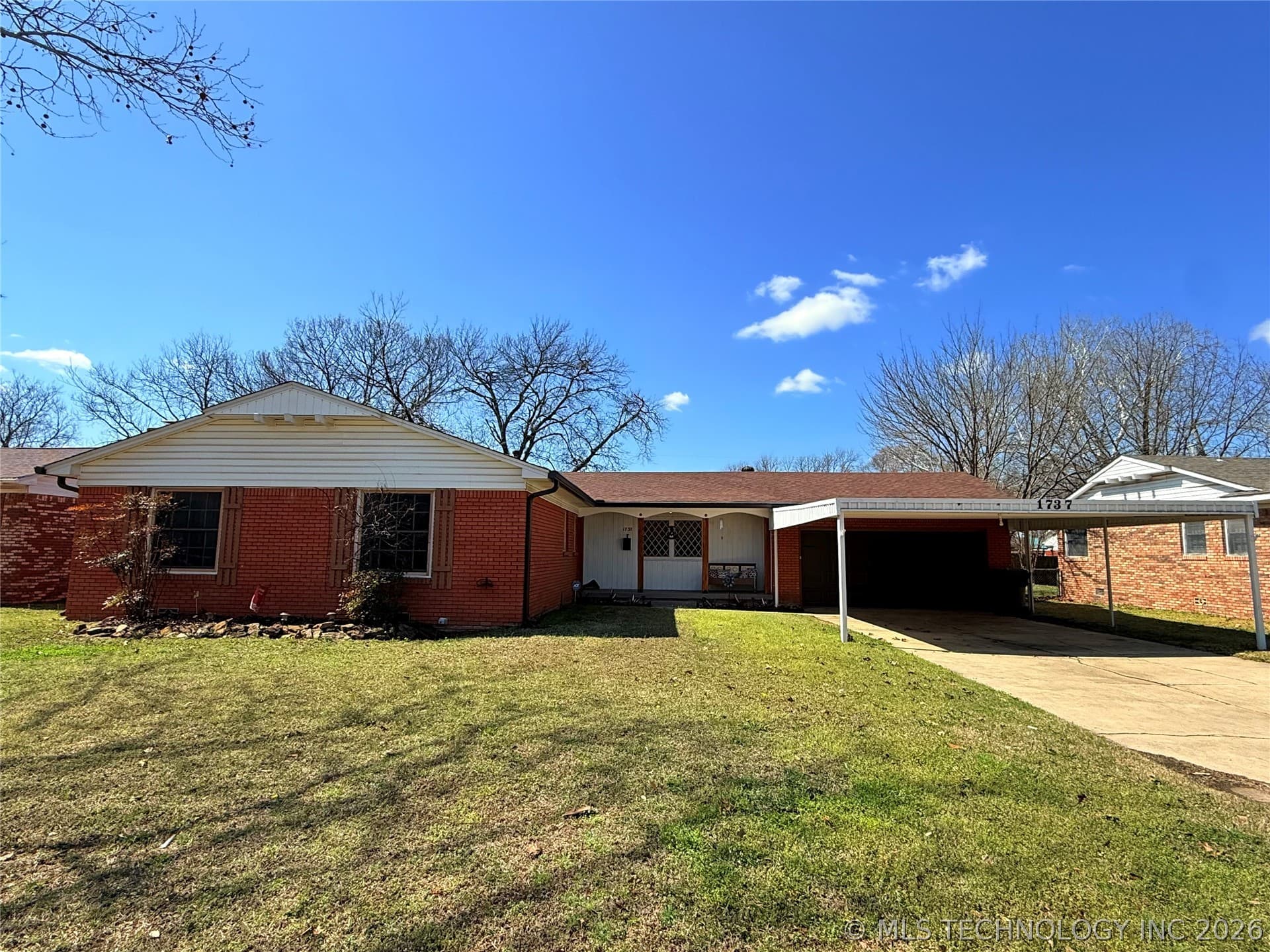 1737 Winchester, photo 1 of 19