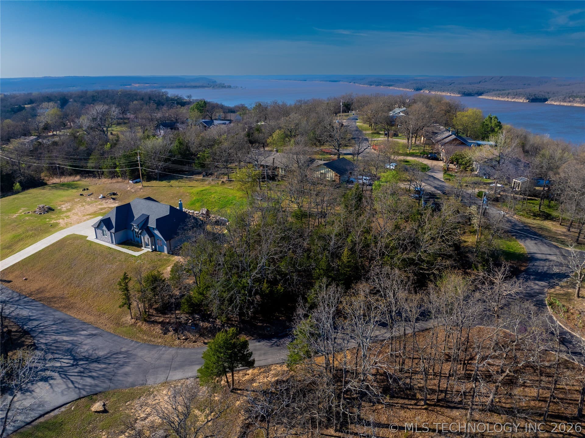 2477 W Oak Drive, photo 1 of 2