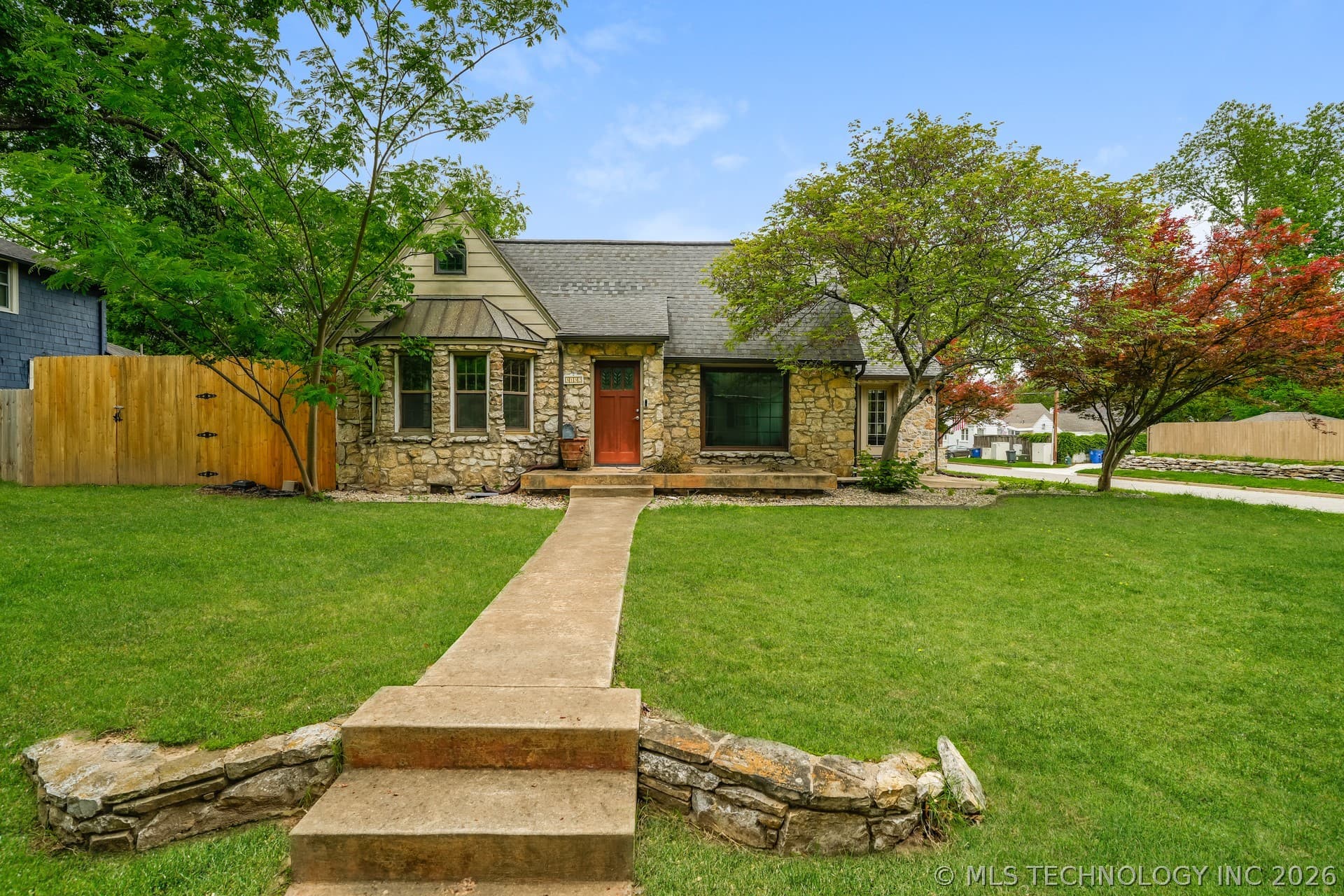 3132 S Owasso Avenue, photo 1 of 21
