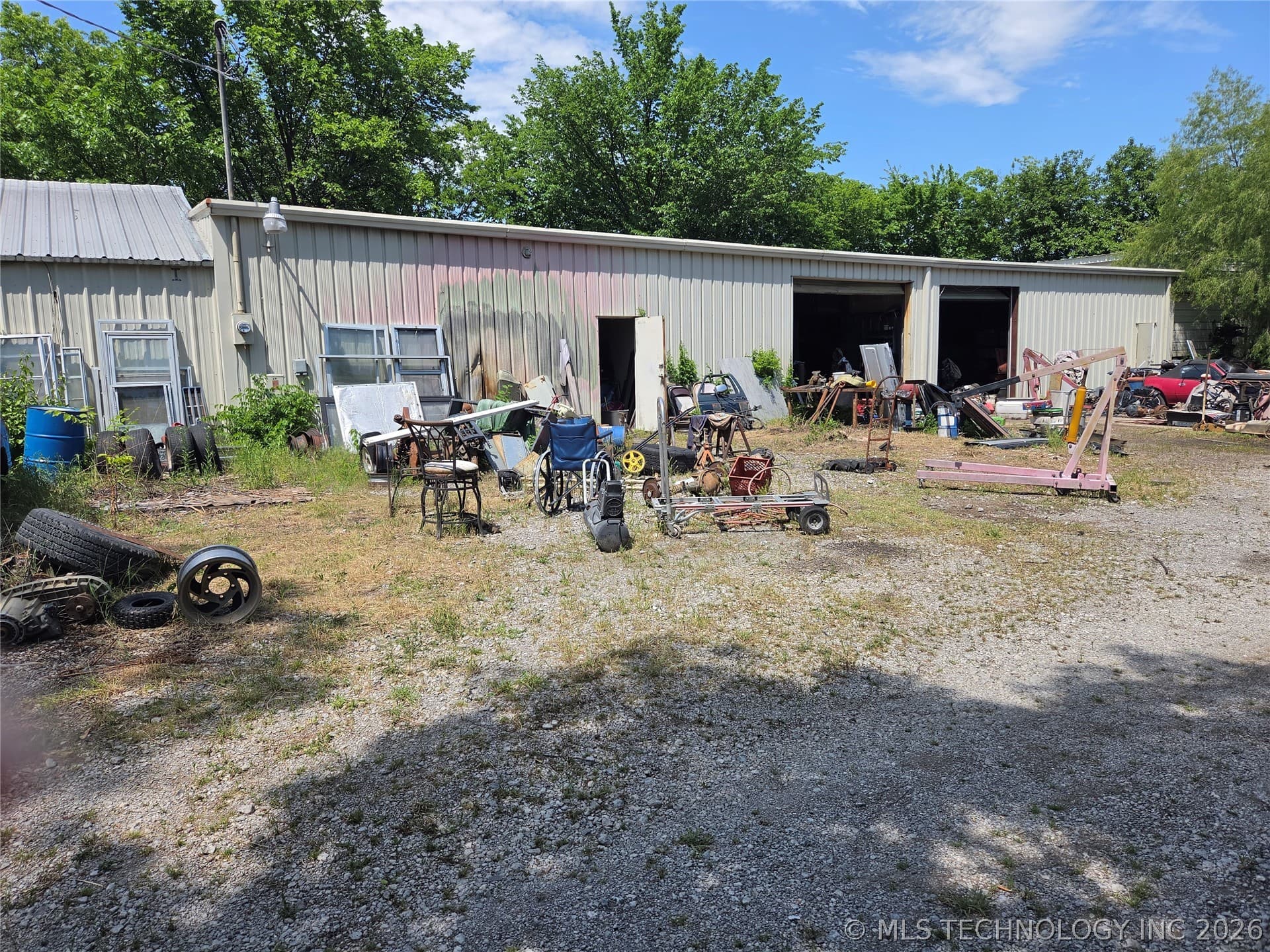 47 S 85th East Avenue, photo 1 of 2