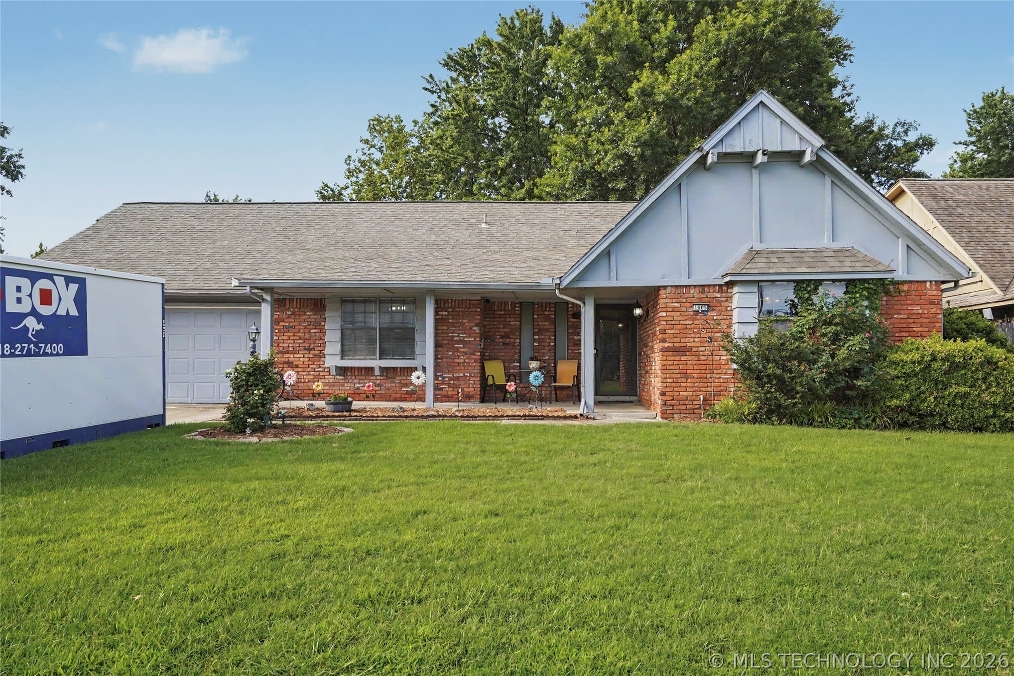 1405 W Indianola Street, photo 1 of 26