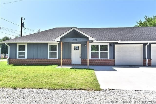 1013 Water Street B, photo 1 of 19