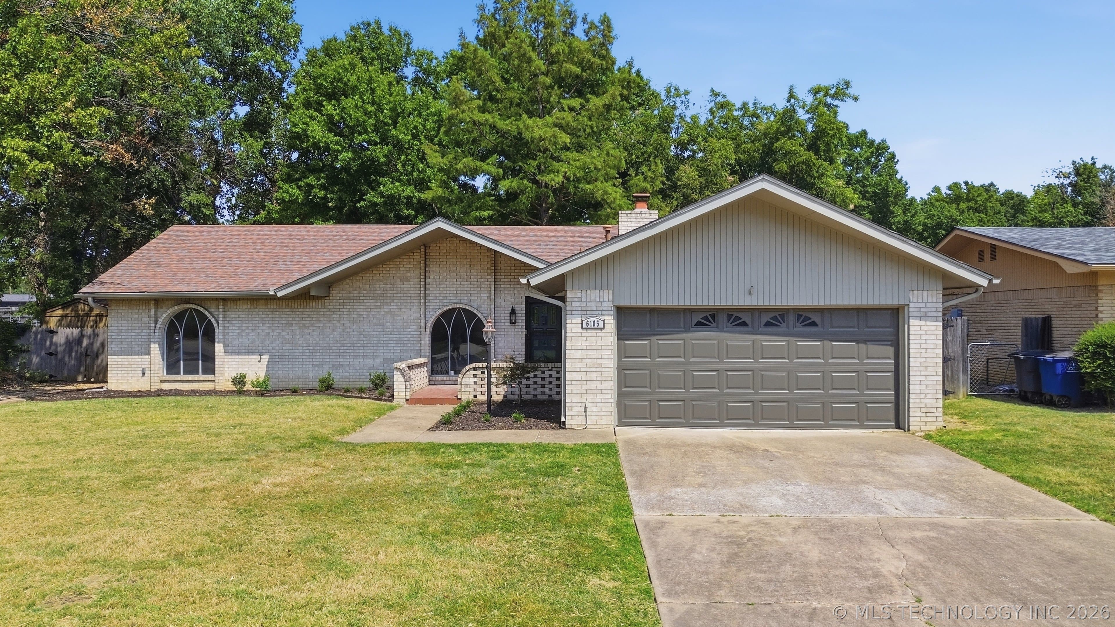 6105 S Irvington Avenue, photo 1 of 37
